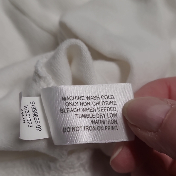 Old Navy White California Graphic Sweatshirt - Picture 6 of 6